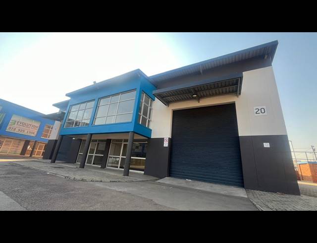 452M² WAREHOUSE TO LET IN SILVERTON